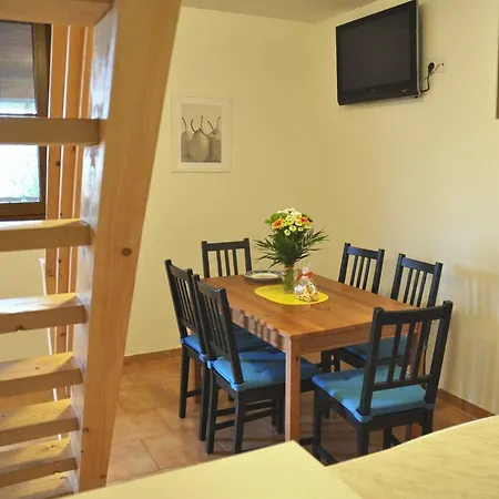 Na Sklipku Apartment Jevisovka